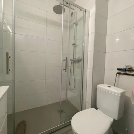 T2 Elio - Proche Gare Et Aeroport, Parking Prive *