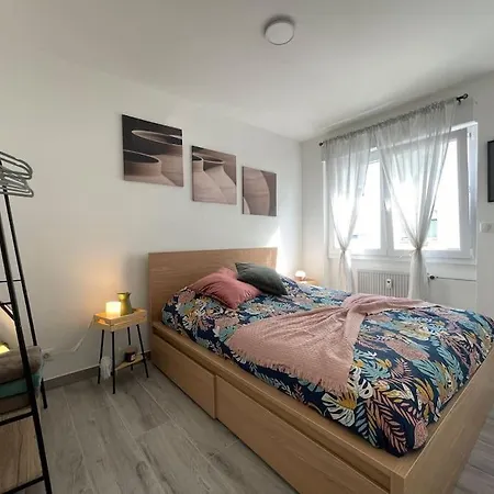 T2 Elio - Proche Gare Et Aeroport, Parking Prive Apartment *